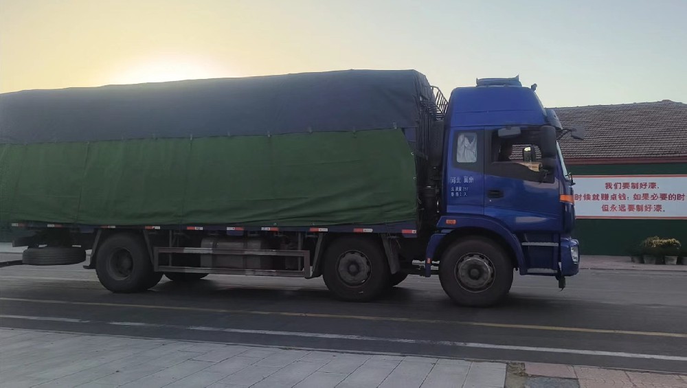 晨虹醇酸漆：以高閃點守護運輸安全