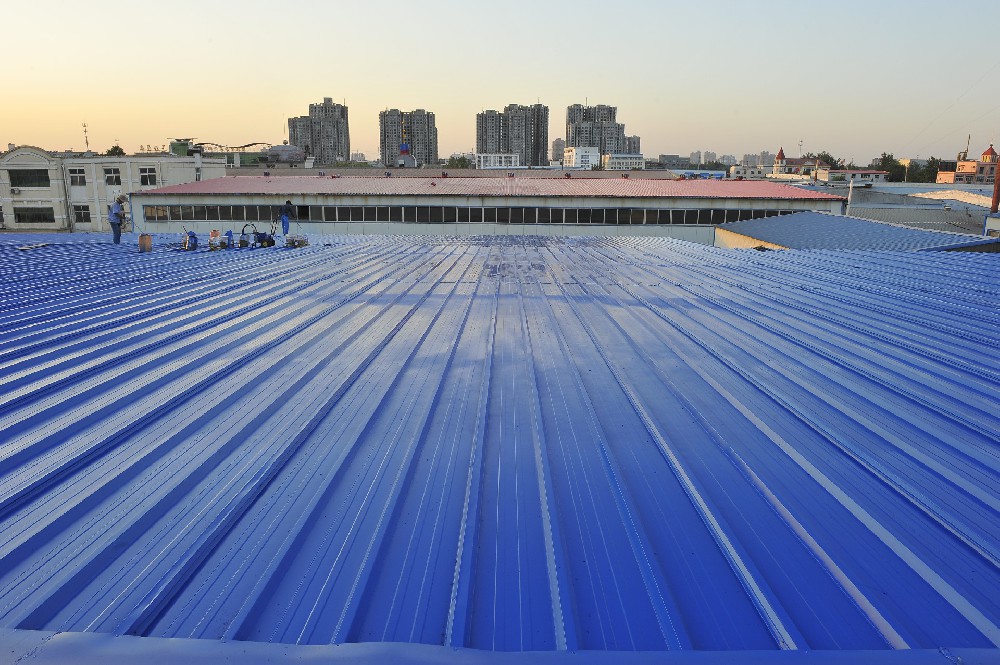 彩鋼瓦煥新顏：專屬醇酸漆，讓色彩更持久