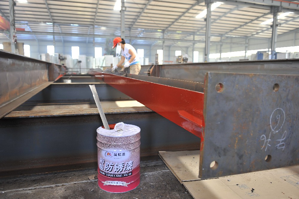 鋼結構防護新選擇：浸涂工藝下的醇酸漆優(yōu)選