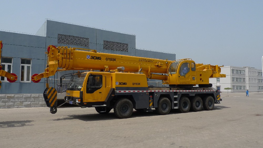 應(yīng)急救援車輛的守護(hù)神：醇酸磁漆的維護(hù)之選