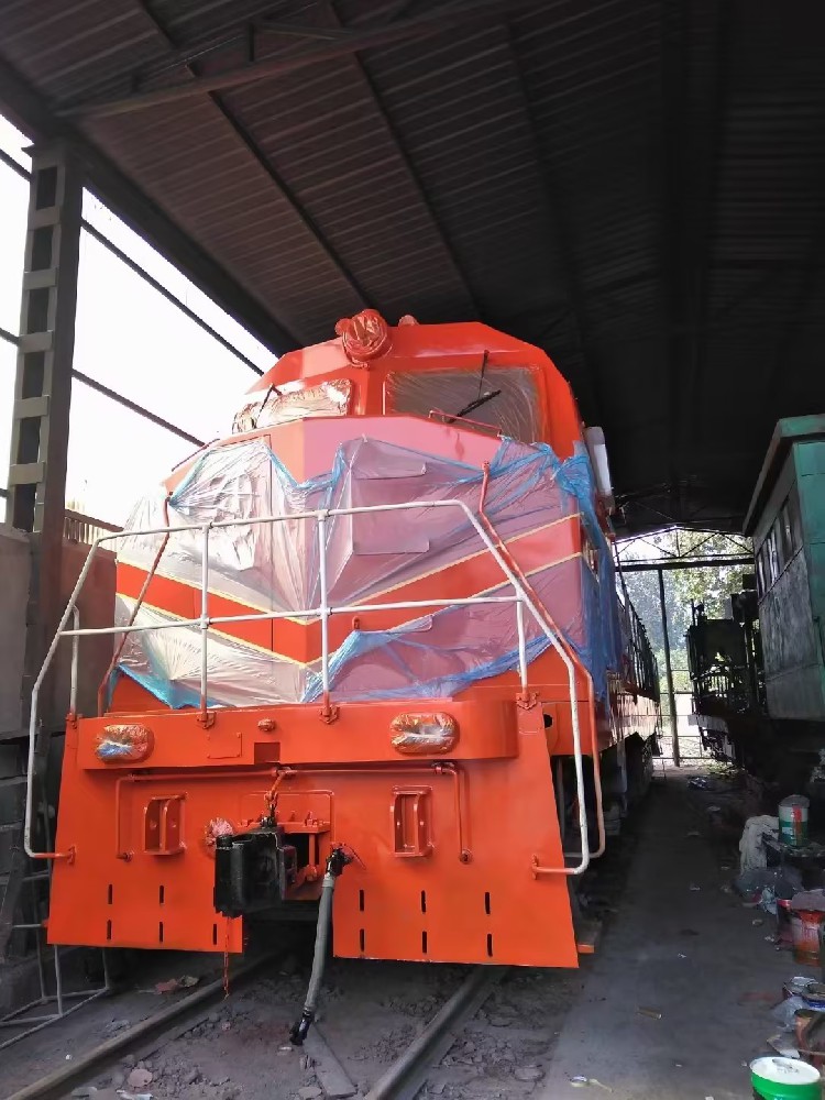 鐵路軌道維護新利器：醇酸調(diào)和漆的創(chuàng)新應(yīng)用