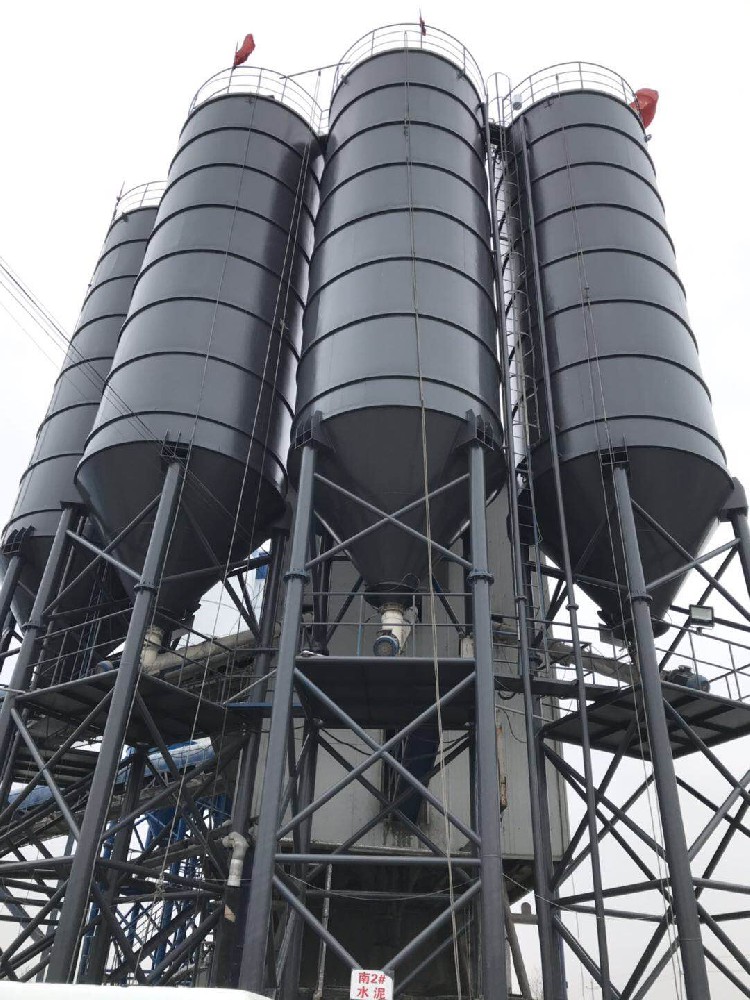 寒冷地區(qū)刷新維護新選擇：醇酸防銹磁漆的卓越表現(xiàn)