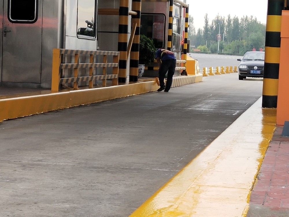 高速公路護欄翻新之選：醇酸專用汽車漆的卓越表現