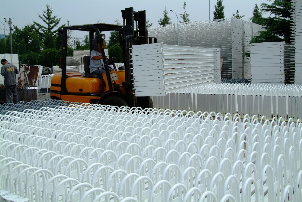 鐵質表面新妝容：晨虹醇酸面漆賦予持久保護與美觀