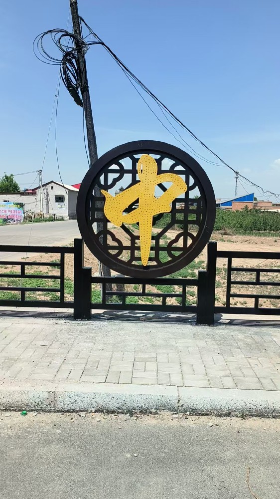 煥新金屬護欄：耐用醇酸磁漆的專業之選