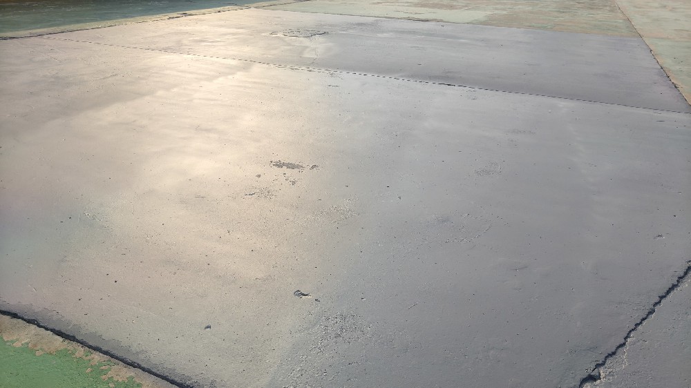 重塑水泥面，煥發新顏：專為刷新維護設計的醇酸改裝汽車漆方案